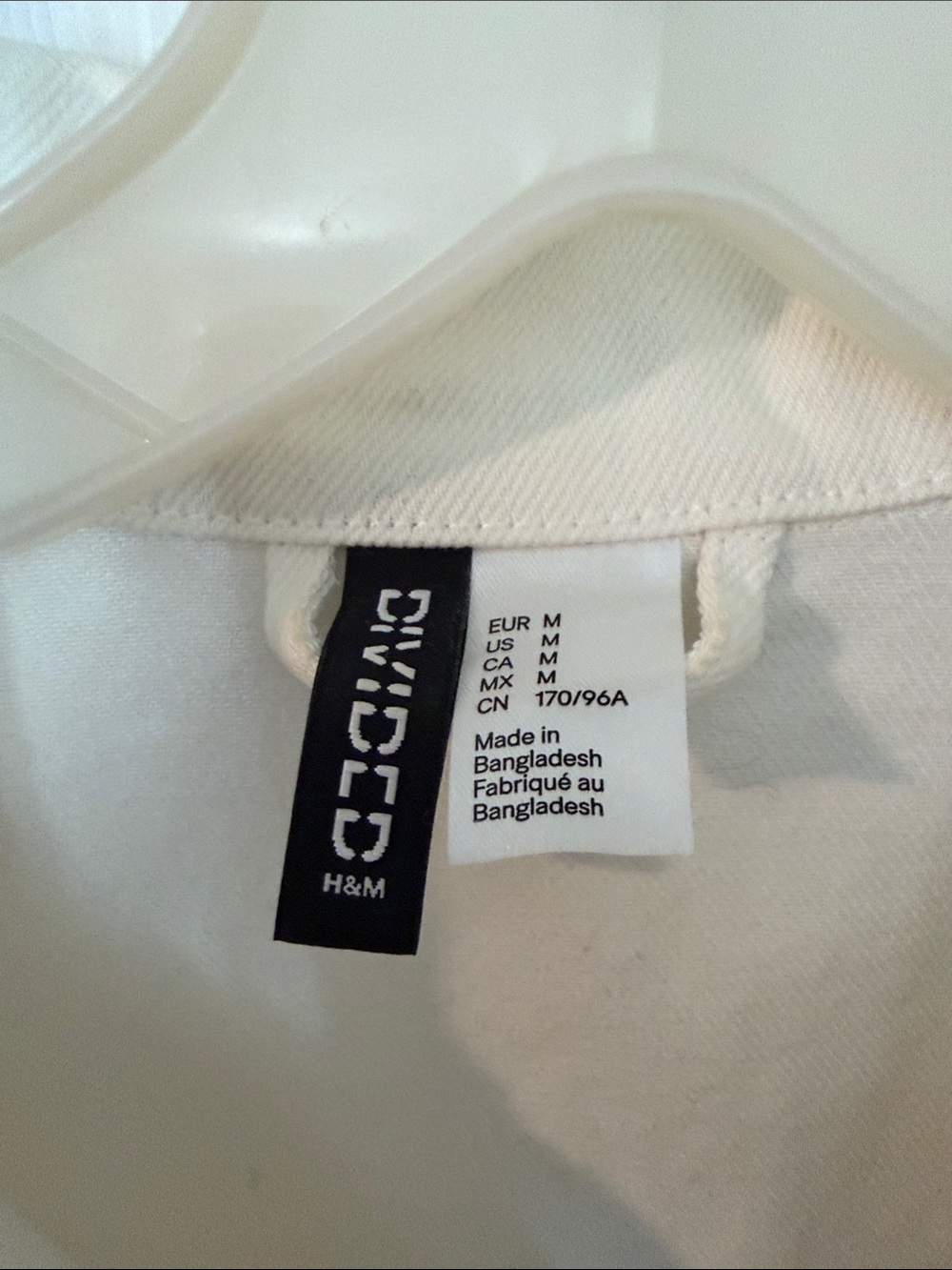 Cropped Cream Utility Jacket - Women - Picture 2 of 4